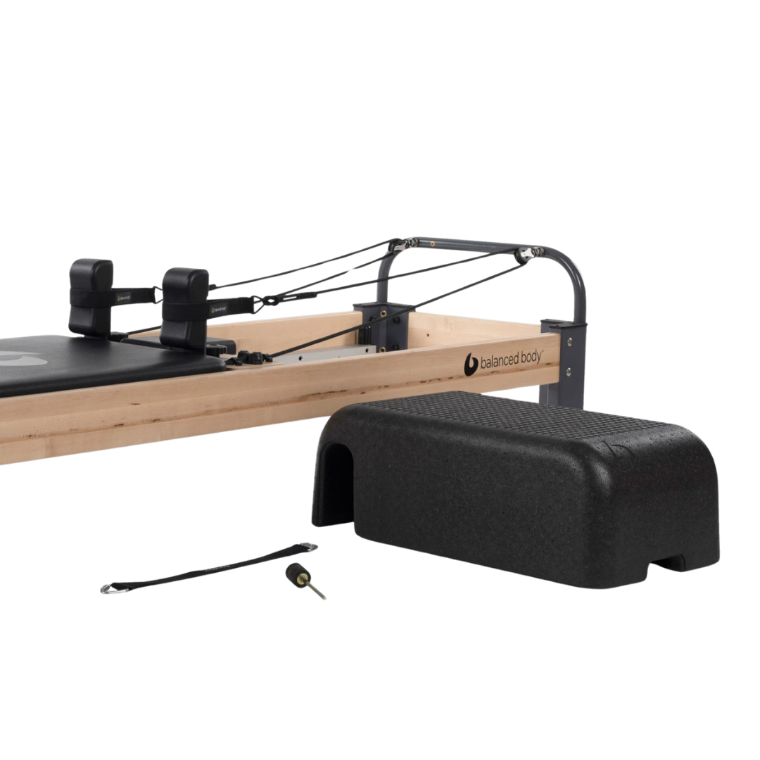 Balanced Body Rialto studio reformer met Sitting Box Lite en Footstrap