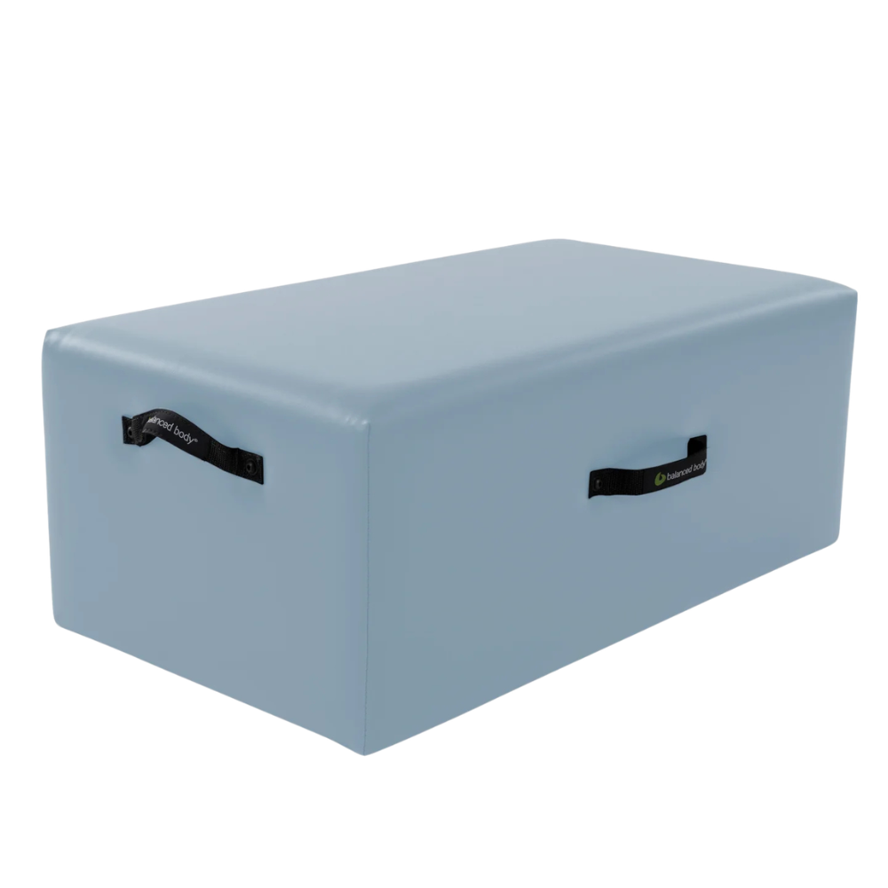 Balanced Body Standard Sitting Box met drie geïntegreerde handgrepen  custom color cool baby blue