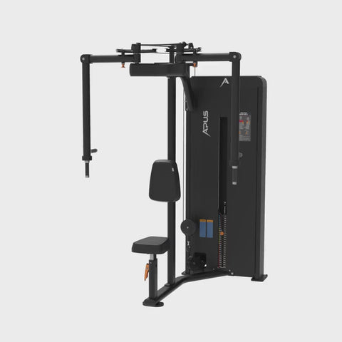 pec fly machine voor borsttraining en rear delt training 360 video